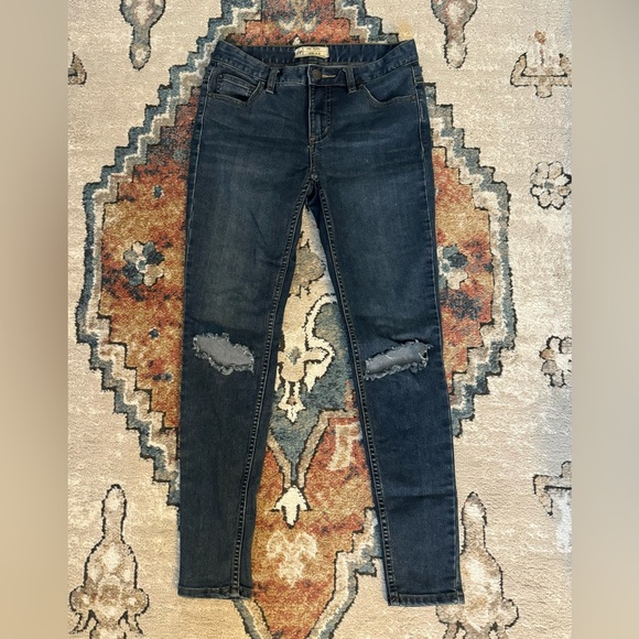 Free People Busted Knee Jeans - Picture 2 of 3
